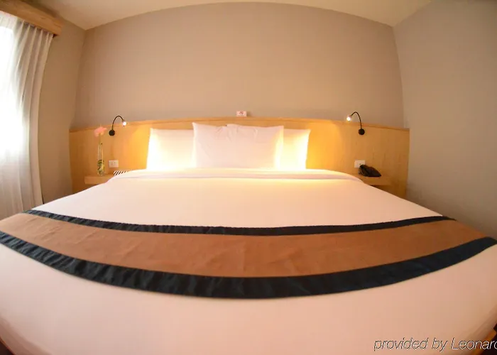 Vista Express 3* Bangkok