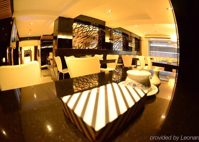 Vista Express Hotel 3*