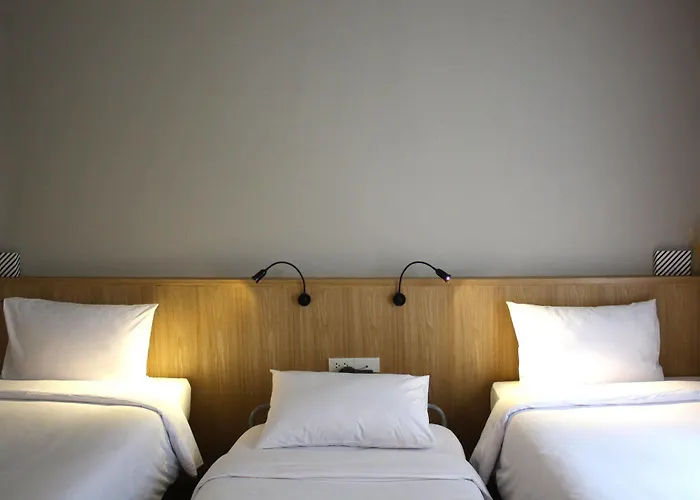 Vista Express Hotel 3*